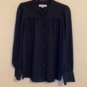 Ann Taylor LOFT button down long sleeve blouse